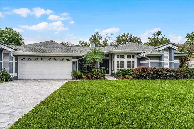 Estate Homes At Bradford Cove