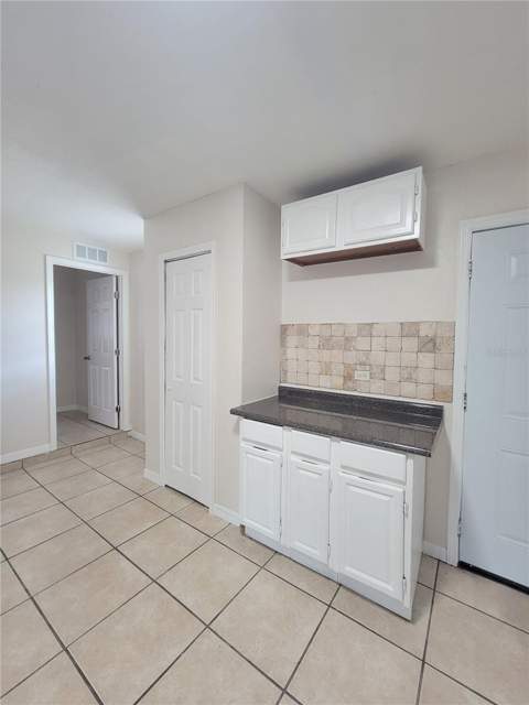 4901 Balboa Drive, Orlando FL - photo 12 of 24