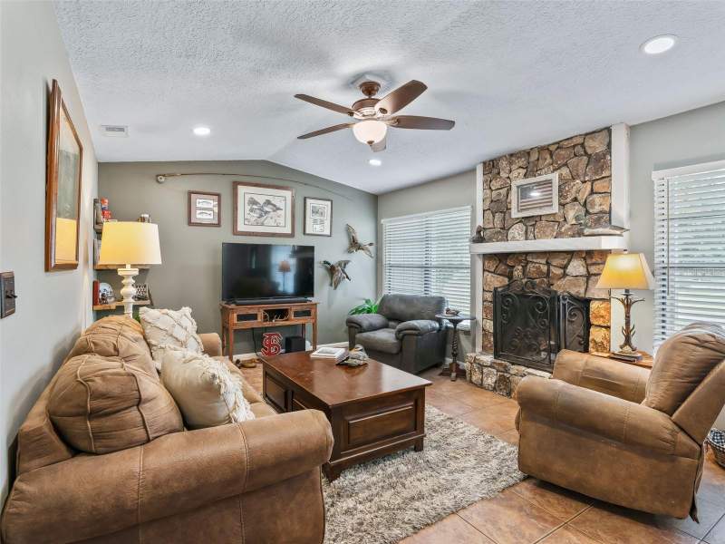 3 bedroom Single Family Residence at 5073 SE 33rd Terrace, South Oak, Ocala — photo 5