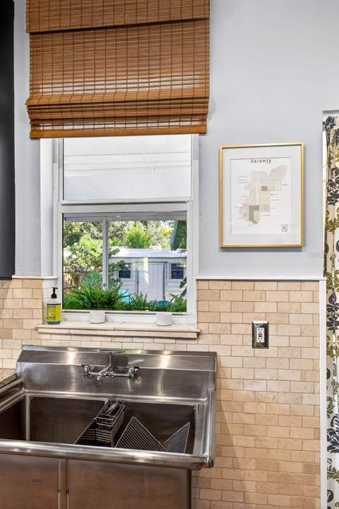 2705 N Poplar Avenue, Tampa FL - photo 22 of 54