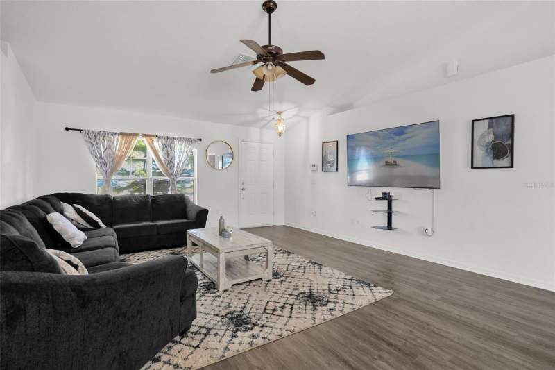 3 bedroom Single Family Residence at 1804 Hudson Drive, Poinciana Neighborhood Village, Poinciana — photo 5