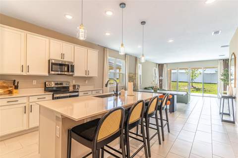 148 Hilltop Bloom Loop, Haines City FL - photo 9 of 31