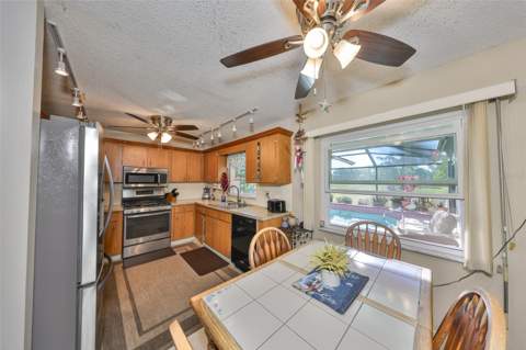 672 Allegheny Drive, Sun City Center FL - photo 19 of 47