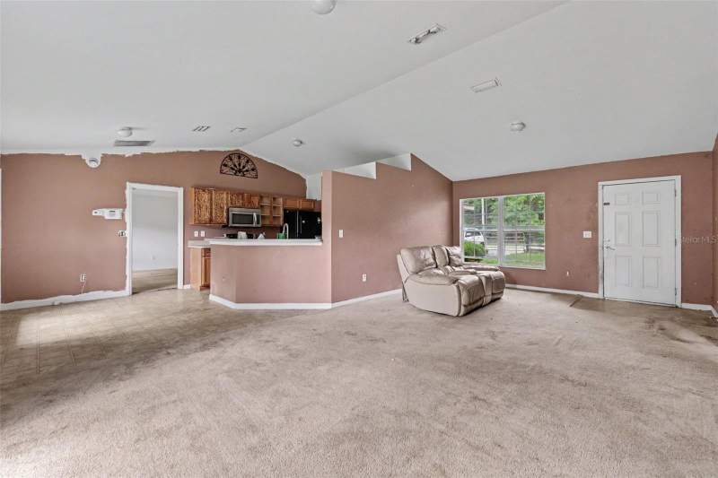 3 bedroom Single Family Residence at 135 Fisher Way Trail, Silver Spgs Shores, Ocklawaha — photo 5