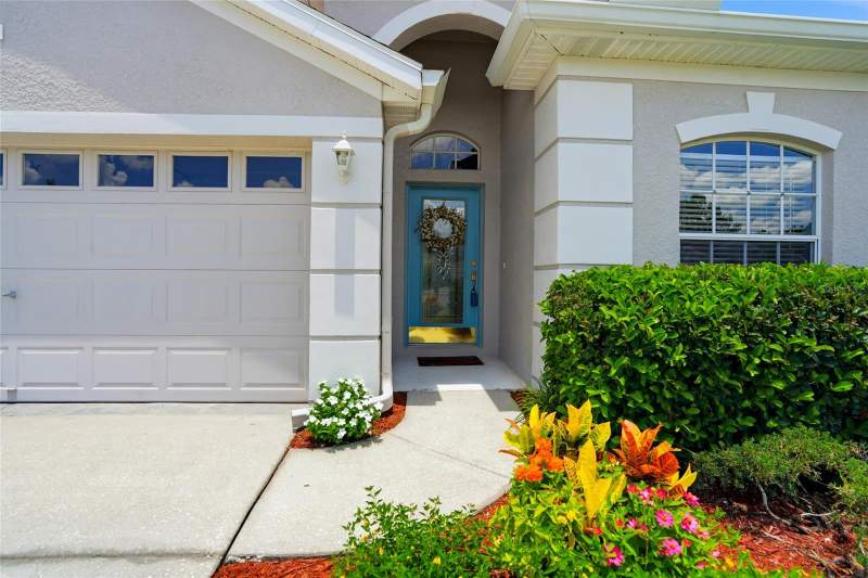 2 bedroom Single Family Residence at 23915 Coral Ridge Lane, Plantation Palms Ph 02A, Land O Lakes — photo 2