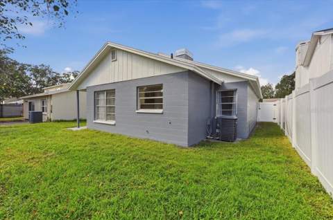 1432 Marigold Drive, Lakeland FL - photo 7 of 43