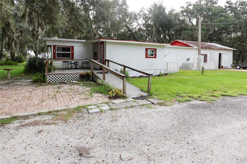 2 bedroom Manufactured Home at 2900 Tiger Lake Road, Lake Wales, Lake Wales — photo 3