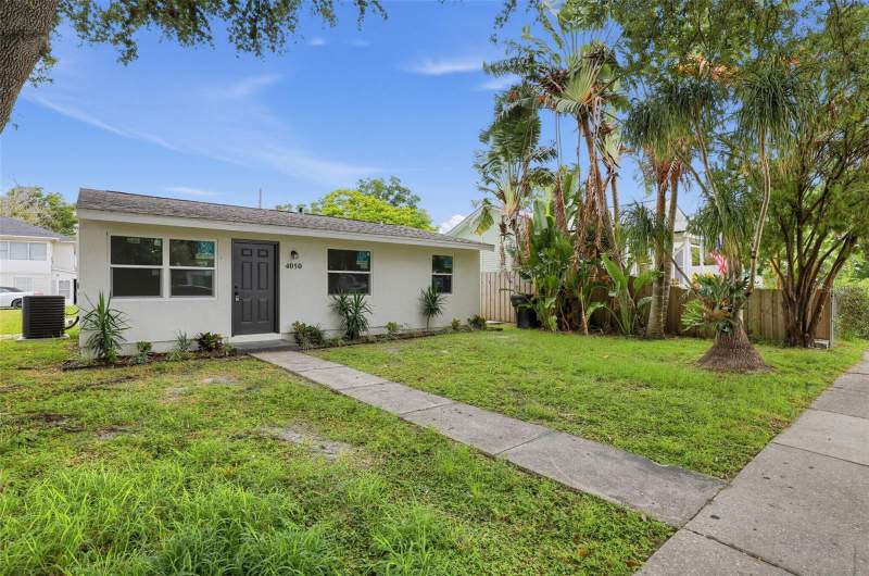 4 bedroom Single Family Residence at 4050 26th Street, Clear Vista Blk 4, Lot 19, St Petersburg — photo 4