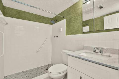 283 104th Avenue #106, Treasure Island FL - photo 17 of 30