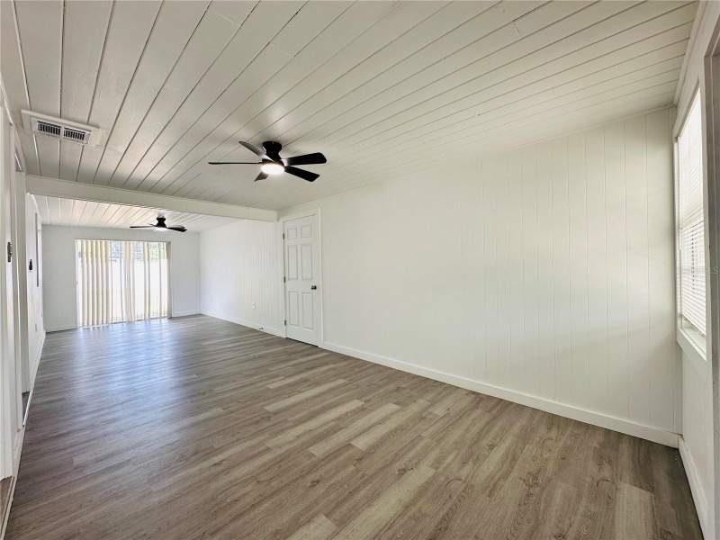 4 bedroom Single Family Residence at 136 Lynbrook Drive, Azalea Park Sec 03, Orlando — photo 3