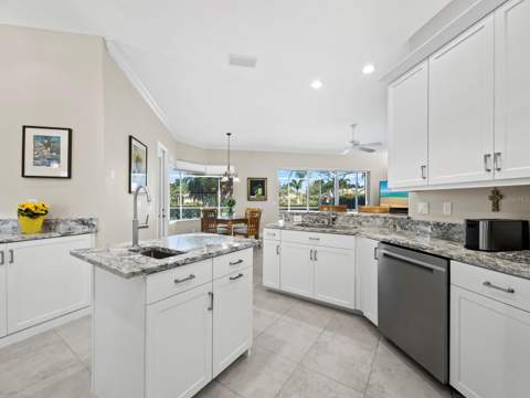 6643 Butlers Crest Drive, Bradenton FL - photo 16 of 57