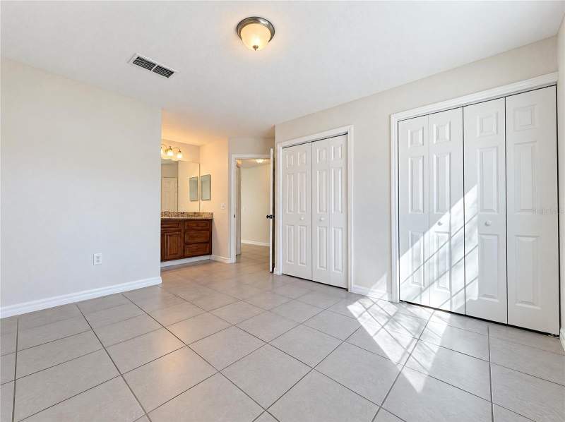 3 bedroom Single Family Residence at 7606 Leon Avenue, Orange River Estates Unit III, Temple Terrace — photo 4