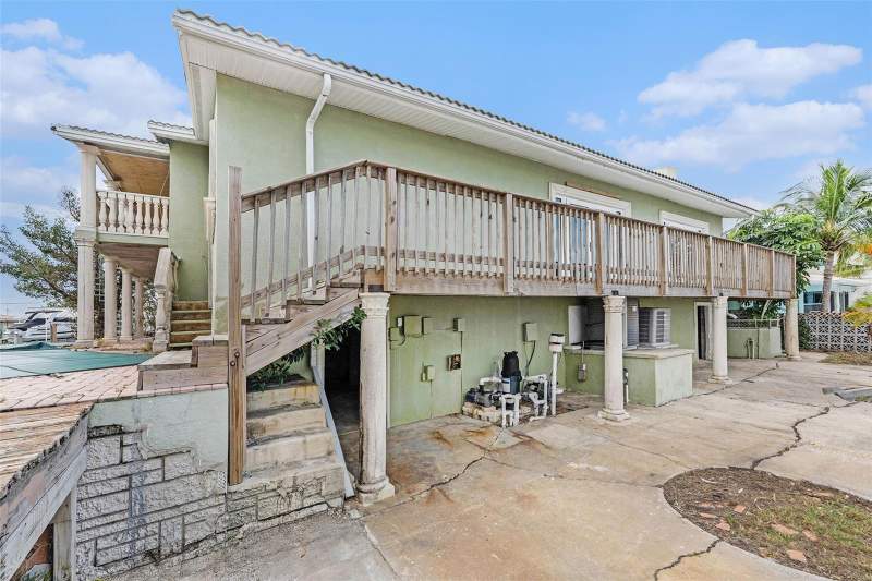 4 bedroom Single Family Residence at 5903 Bimini Way, Bahia Shores 1st Add, St Pete Beach — photo 5
