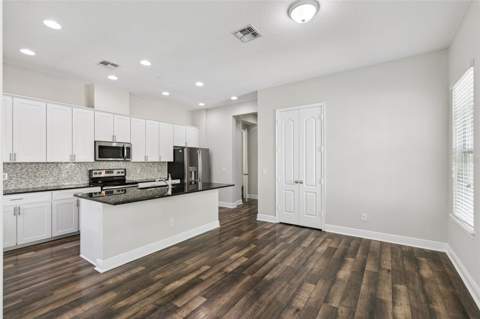 1016 Parma Circle, Lake Mary FL - photo 8 of 40
