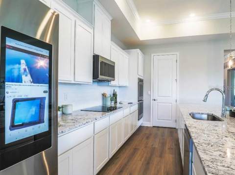 30513 Prestwick Avenue, Sorrento FL - photo 7 of 33