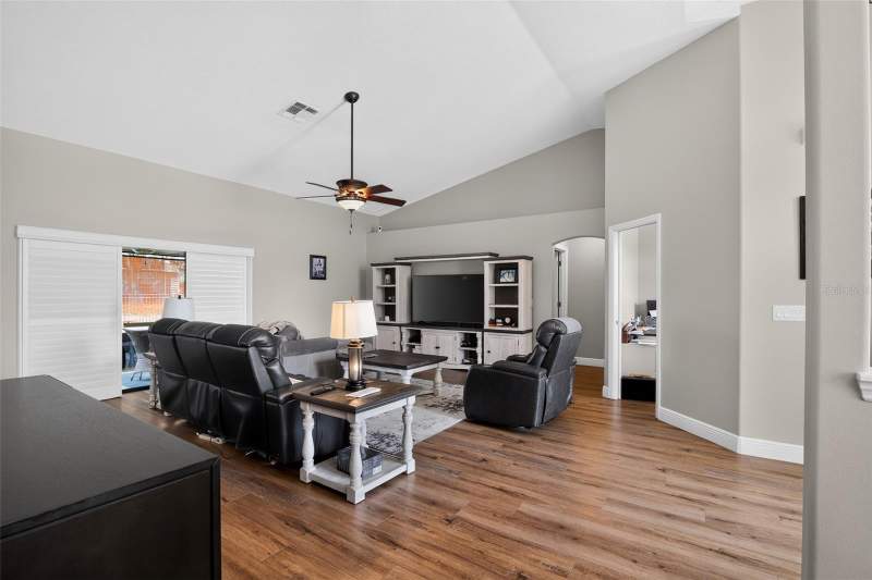 3 bedroom Single Family Residence at 6535 SW 51st Terrace, Heath Brook Hills, Ocala — photo 5