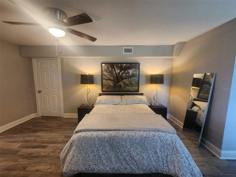 4 bedroom Single Family Residence at 4307 W Main Street, Forest Heights Unit 1, Tampa — photo 3