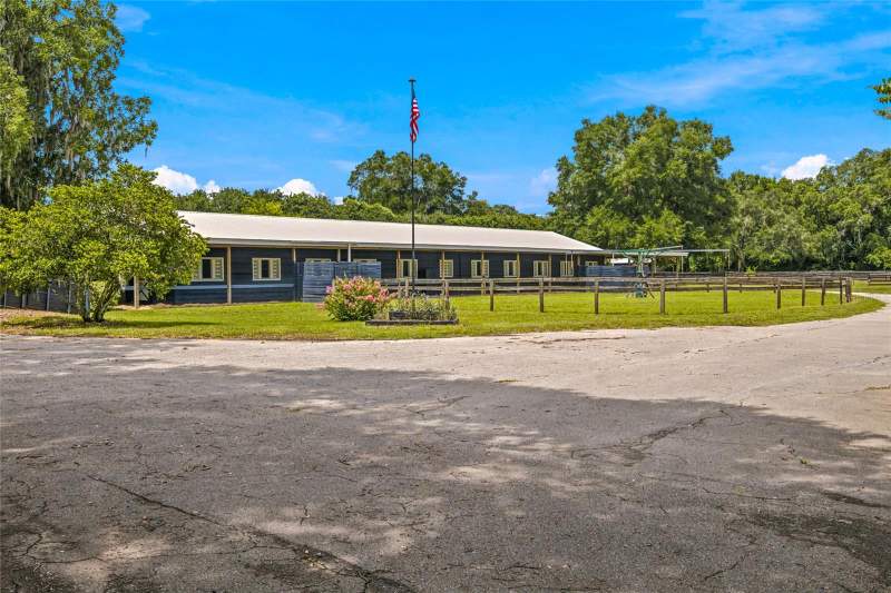 2 bedroom Farm at 3825 NW 160th Street, Acrgnonsub, Reddick — photo 4