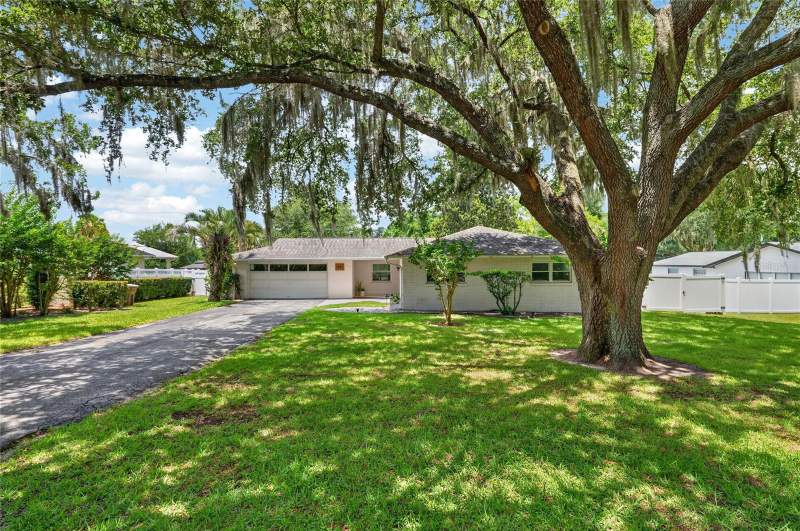 3 bedroom Single Family Residence at 1502 SE 16th Avenue, Woodfields- Alvarez Grant/J L Mathews, Ocala — photo 3