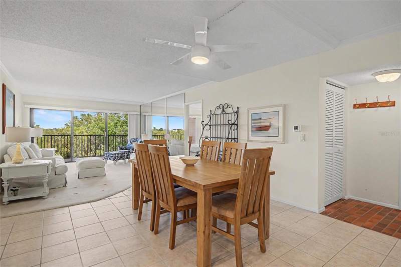 2 bedroom Condominium at 2700 Bayshore Boulevard #11202, Mediterranean Manors, Dunedin — photo 3