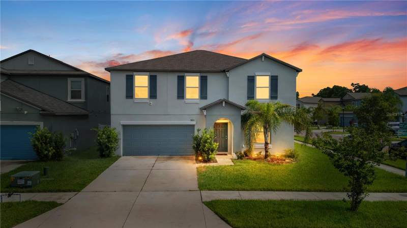 7420 PEARLY EVERLASTING AVENUE home for sale in Touchstone