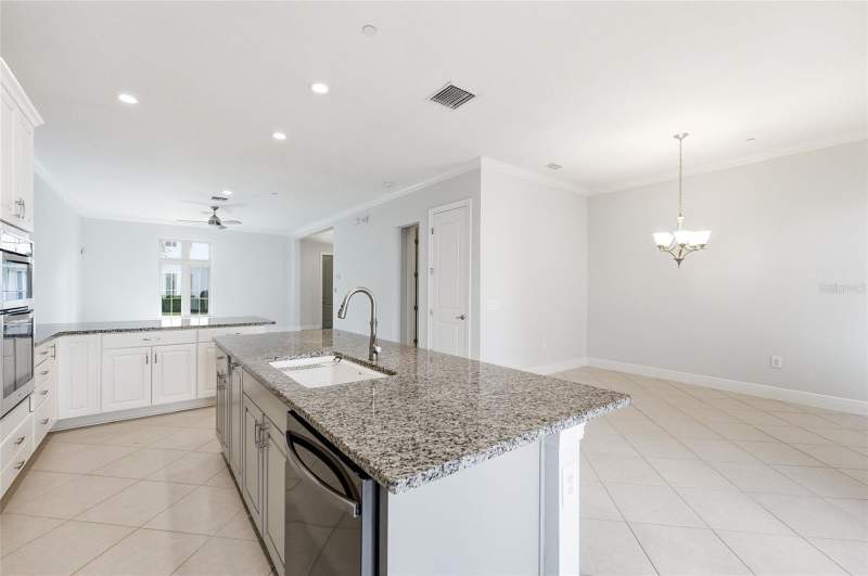 4 bedroom Townhouse at 8807 Fountain Palm Aly, Lakeshore Preserve Ph 1, Winter Garden — photo 5