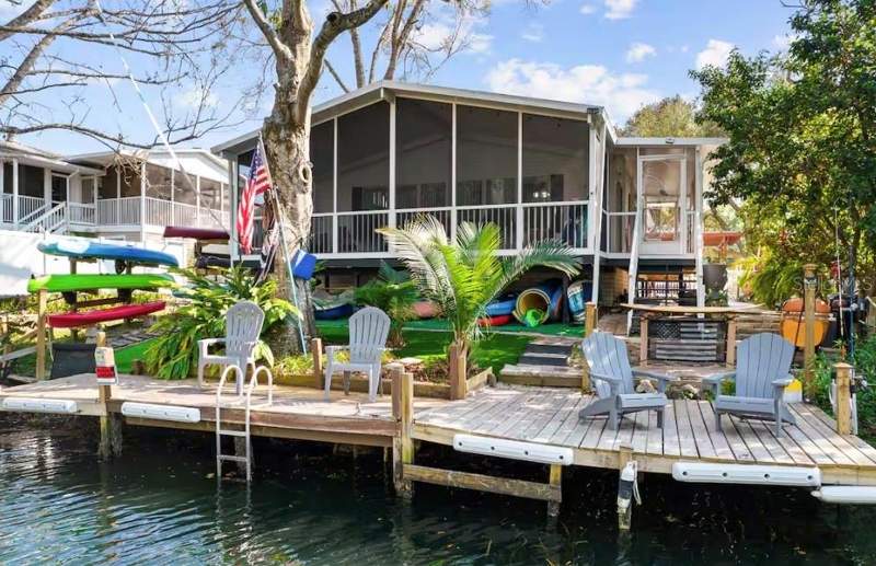 3 bedroom Manufactured Home at 6331 Theodan Street, Weeki Wachee River Retreats, Weeki Wachee — photo 2
