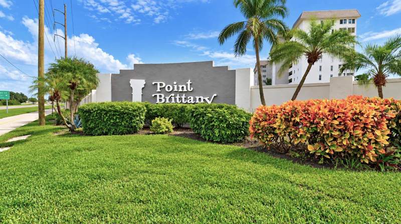 1 bedroom Condominium at 5200 Brittany Drive #606, Bayway Isles Point Brittany Four, St Petersburg — photo 3