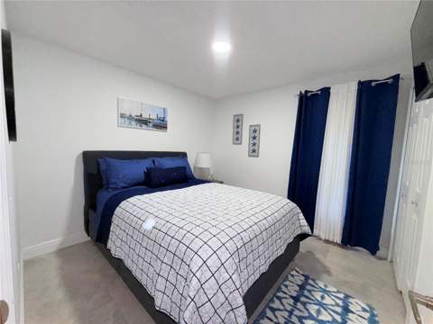8587 Sunrise Key Drive, Kissimmee FL - photo 24 of 48