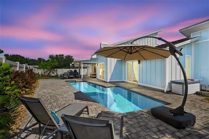 4 bedroom Single Family Residence at 2800 Haverhill Drive, Northwood West, Clearwater — photo 2