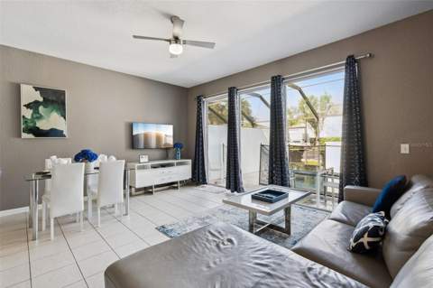 2530 Maneshaw Lane, Kissimmee FL - photo 6 of 26