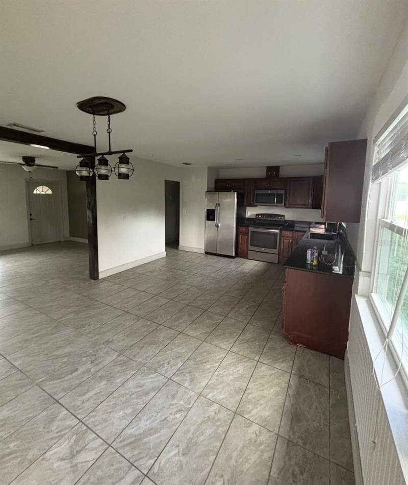 3 bedroom Single Family Residence at 6735 Appomattox Drive, Port Charlotte Sub 52, North Port — photo 4