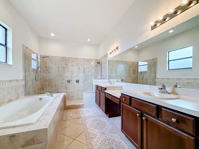 4 bedroom Single Family Residence at 4046 Dinner Lake Way, Dinner Lake South, Lake Wales — photo 4