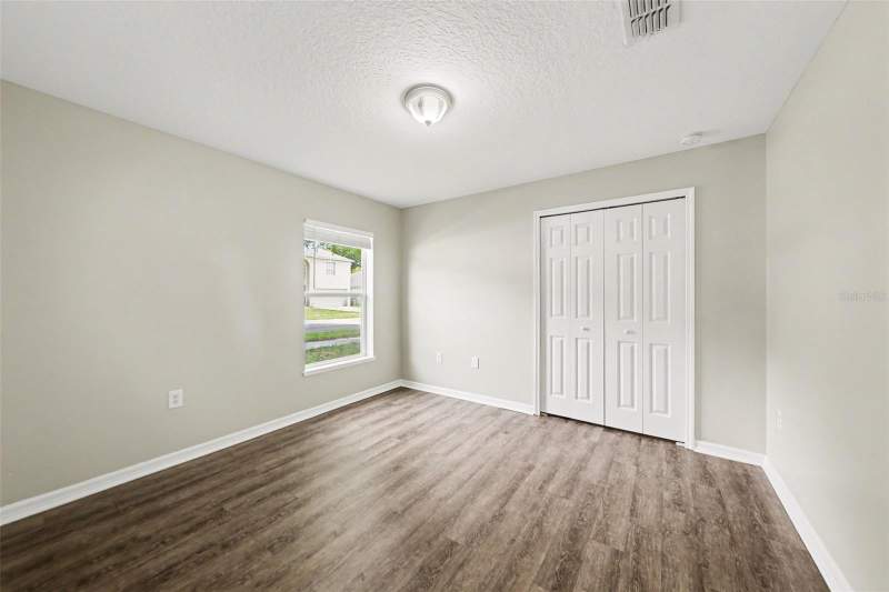 3 bedroom Single Family Residence at 2212 Nicollett Way, Orverlook/Lk Griffin, Leesburg — photo 4