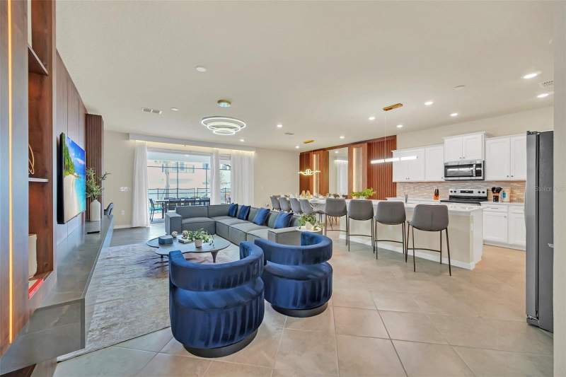 10 bedroom Single Family Residence at 16248 Saint Martin Street, Windsor Cay Ph 1, Clermont — photo 4