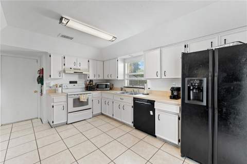 9758 Fox Hollow Road, Tampa FL - photo 13 of 56