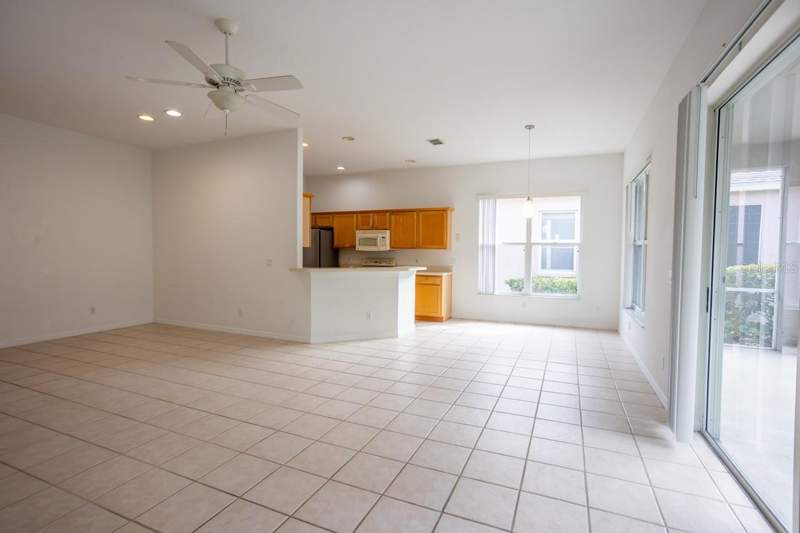 3 bedroom Single Family Residence at 985 Ridgemount Place, Heathrow/Keenwicke Ph 3, Lake Mary — photo 5