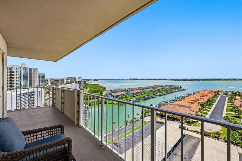 2 bedroom Condominium at 1621 Gulf Boulevard #1408, Isle Of Sand Key 1 Condo, Clearwater Beach — photo 4