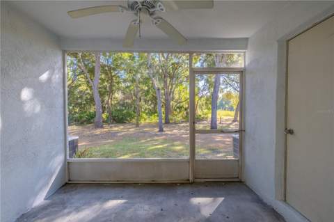 2432 Lake Woodberry Circle, Brandon FL - photo 11 of 33