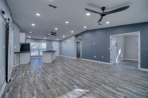 8122 Matthew Drive, New Port Richey FL - photo 10 of 26