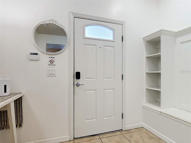 5 bedroom Townhouse at 8891 Geneve Court, Windsor At Westside Ph 2B, Kissimmee — photo 3