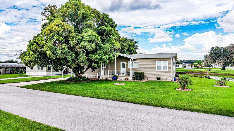 36805 LAKEWOOD DRIVE home for sale in Lake Betmar Estates