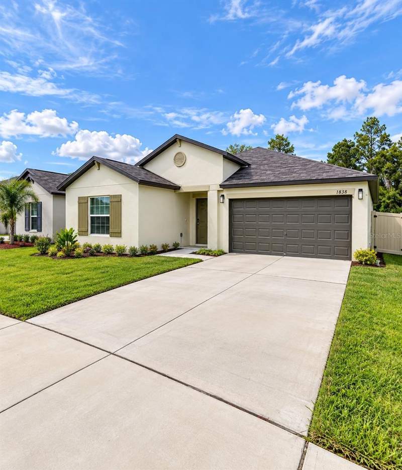 4 bedroom Single Family Residence at 1838 Red Loop, Saddle Crk Preserve Ph 2, Lakeland — photo 2