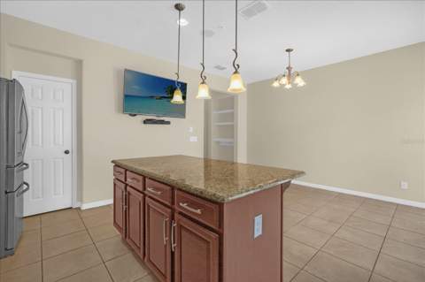 8943 Hildreth Avenue, Orlando FL - photo 9 of 31