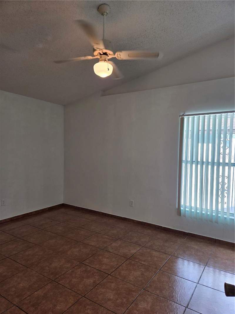 3 bedroom Single Family Residence at 1033 Hamlet Drive, Hamlet At Maitland, Maitland — photo 3