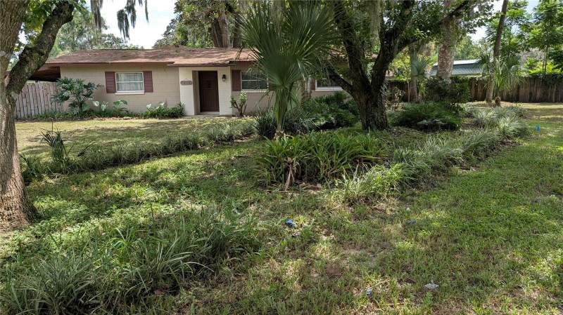 3 bedroom Single Family Residence at 1408 NE 25th Place, Palm Circle, Ocala — photo 2