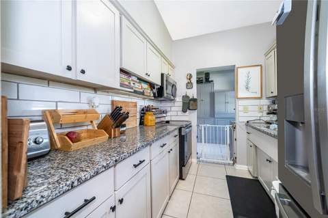 1624 Hollis Drive, Orlando FL - photo 12 of 24