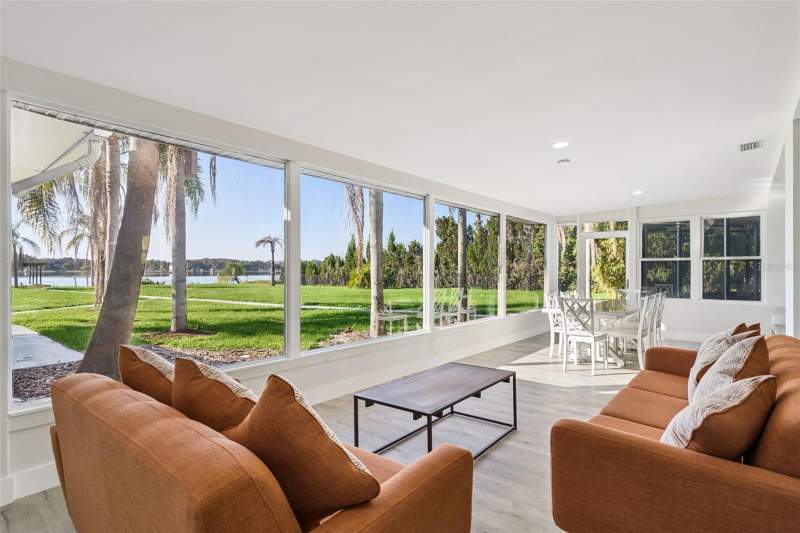 5 bedroom Single Family Residence at 5526 Parkdale Drive, Jessamine Beach Rep, Orlando — photo 4