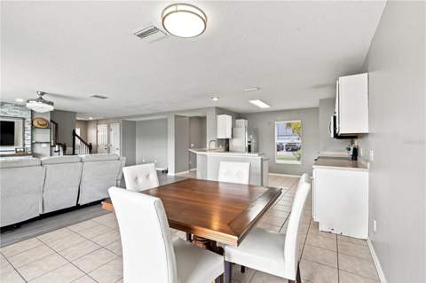 10922 Subtle Trail Drive, Riverview FL - photo 7 of 32