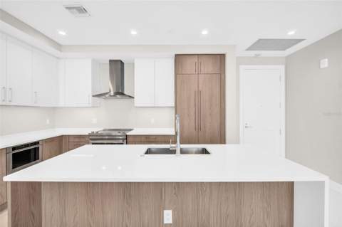 275 1st Avenue #2708, St Petersburg FL - photo 8 of 94